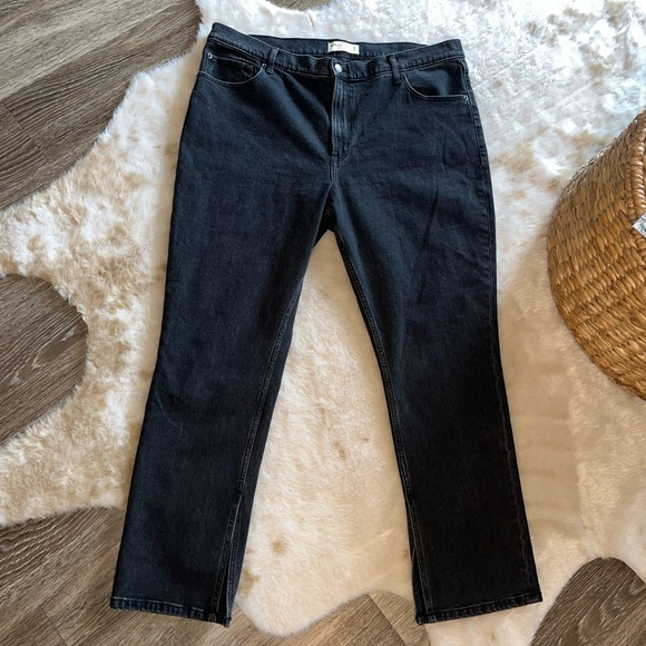 A&F High-Rise Vent Split Hem Skinny Jean in Black 34 / 18 Short - Picture 6 of 16